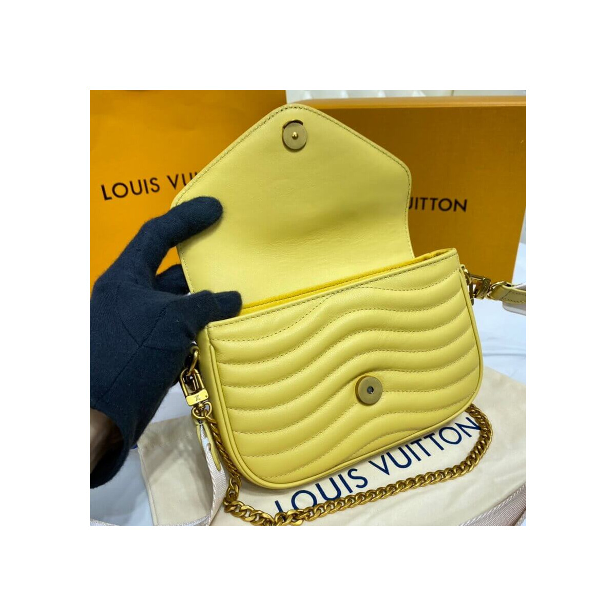 Louis Vuitton New Wave Multi-Pochette M56461 M56466 M56471