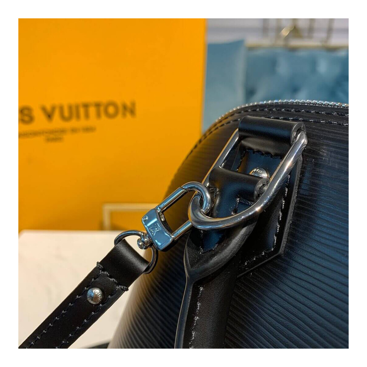 Louis Vuitton Epi Leather Alma BB M40862