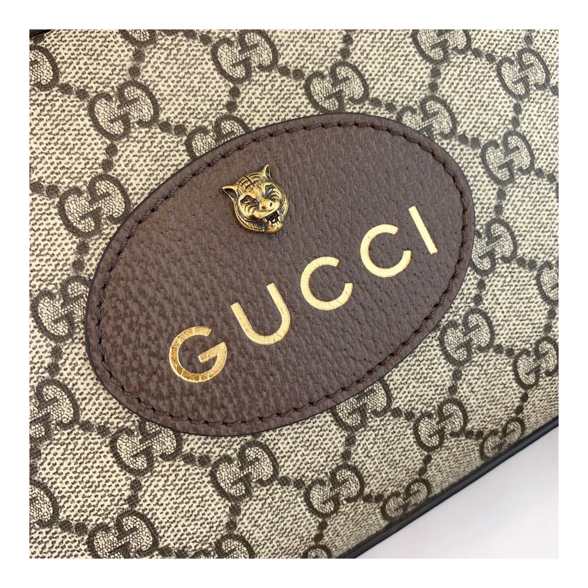 Gucci GG Supreme Messenger Bag 476466