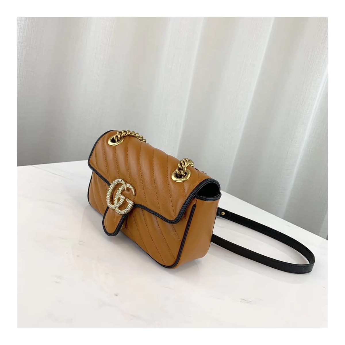 Gucci GG Marmont Small Shoulder Bag 446744