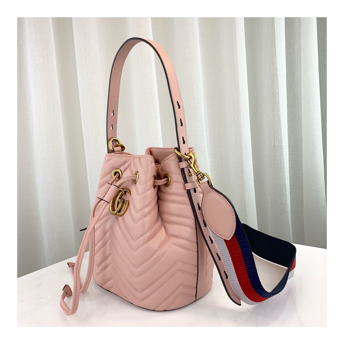 Gucci GG Marmont Quilted Leather Bucket Bag 476674