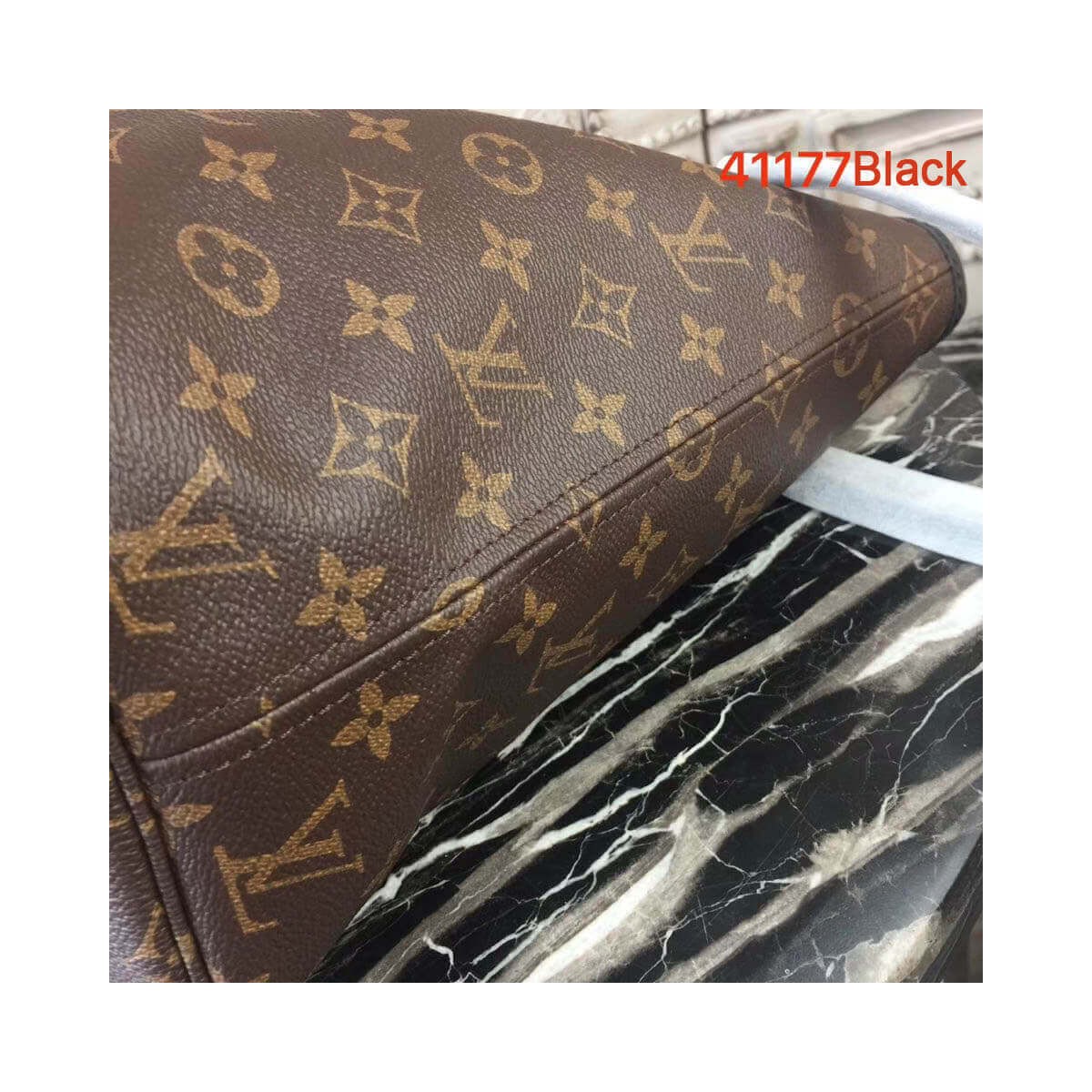 Louis Vuitton Monogram Canvas Neverfull MM M41177 Black/Red