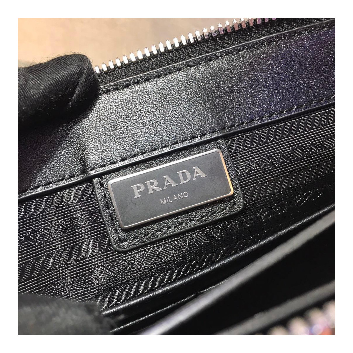 Prada Leather Clutch 2VF018