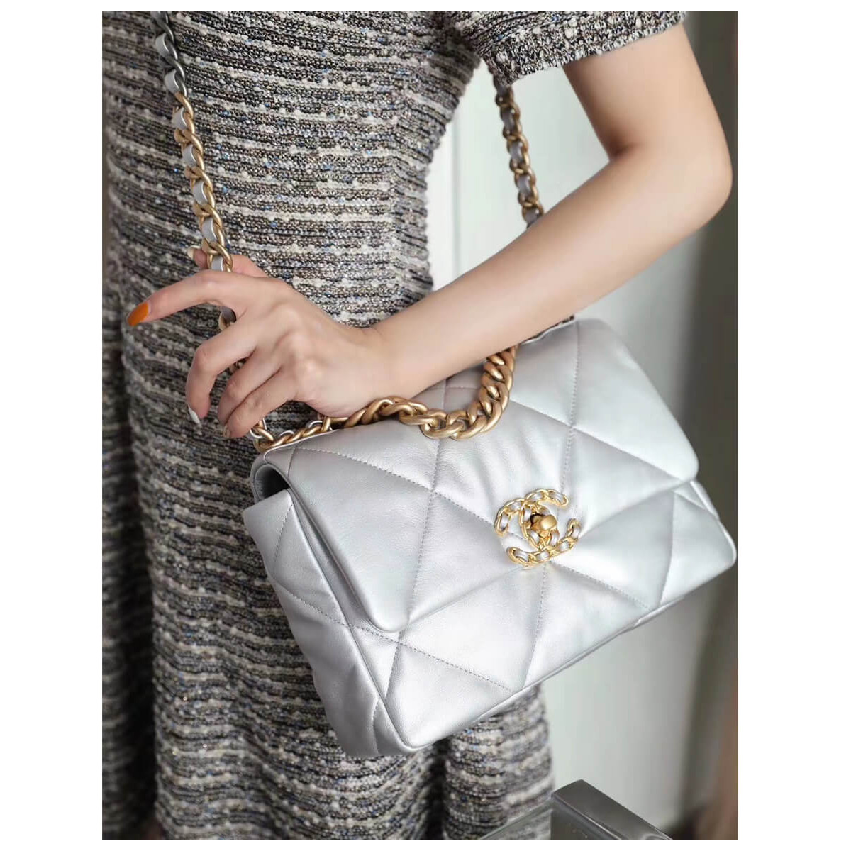 Chanel 19 Flap Bag AS1160 Silver