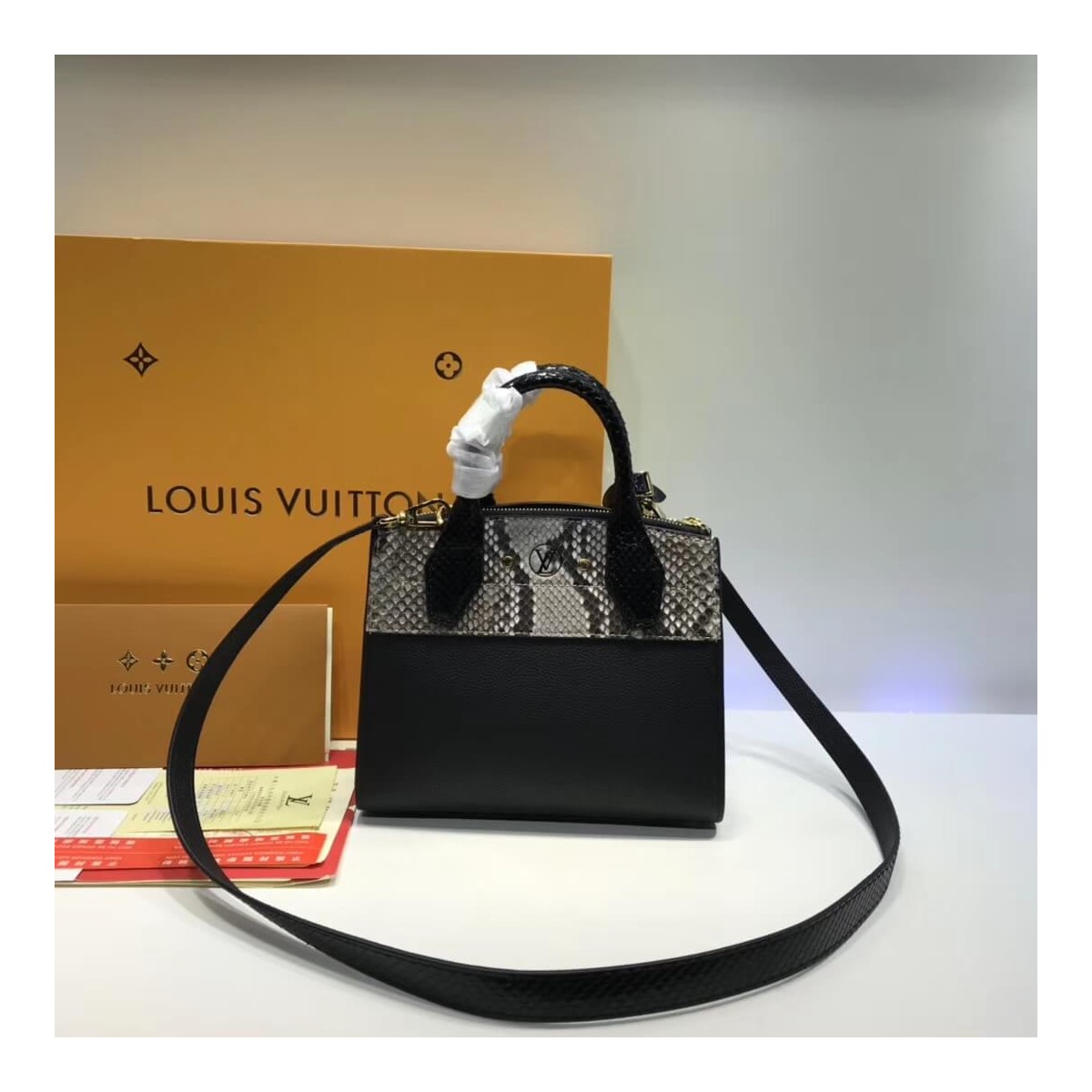 Louis Vuitton City Steamer MiNi N96317