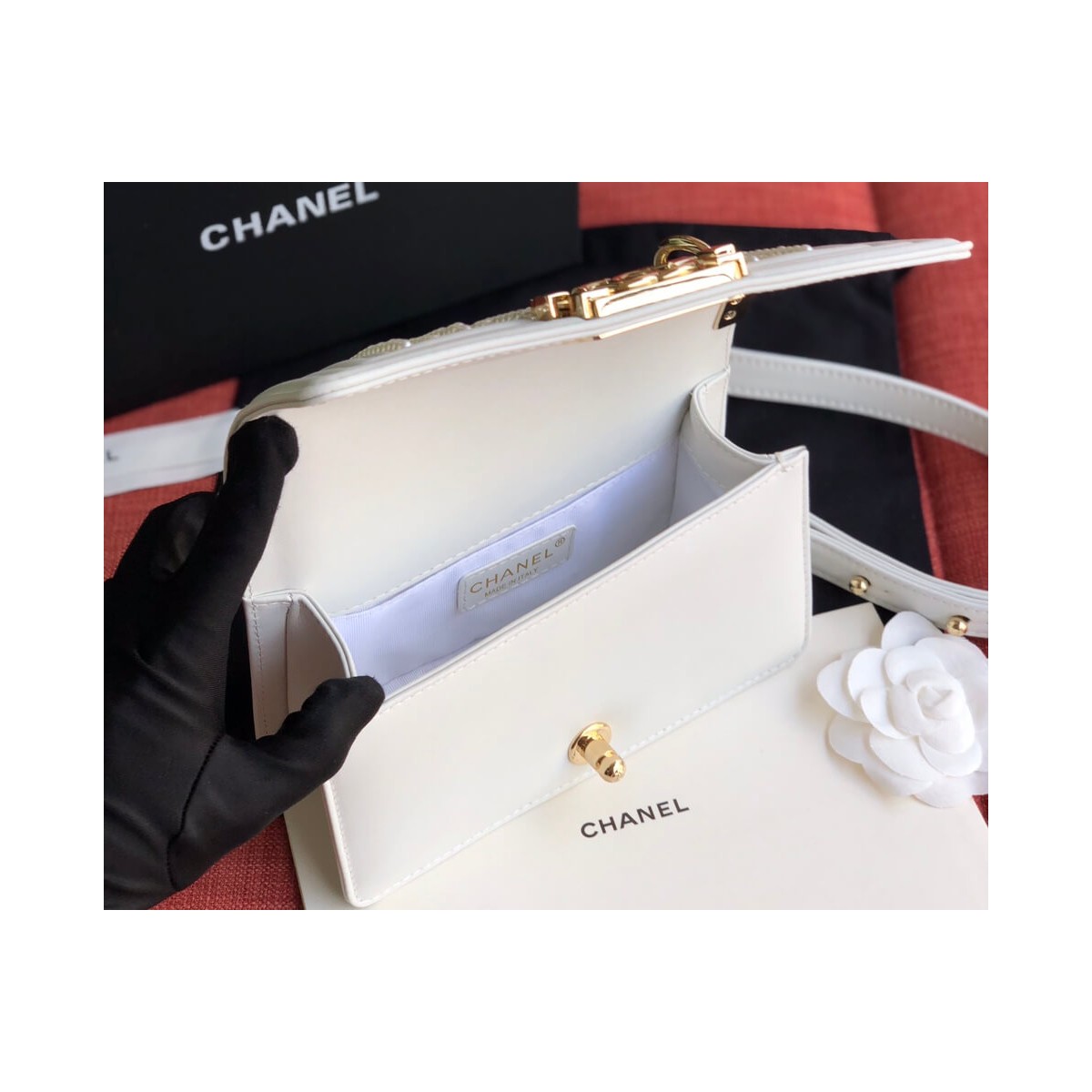 Chanel Imitation Pearls Small Boy Chanel Handbag A67085