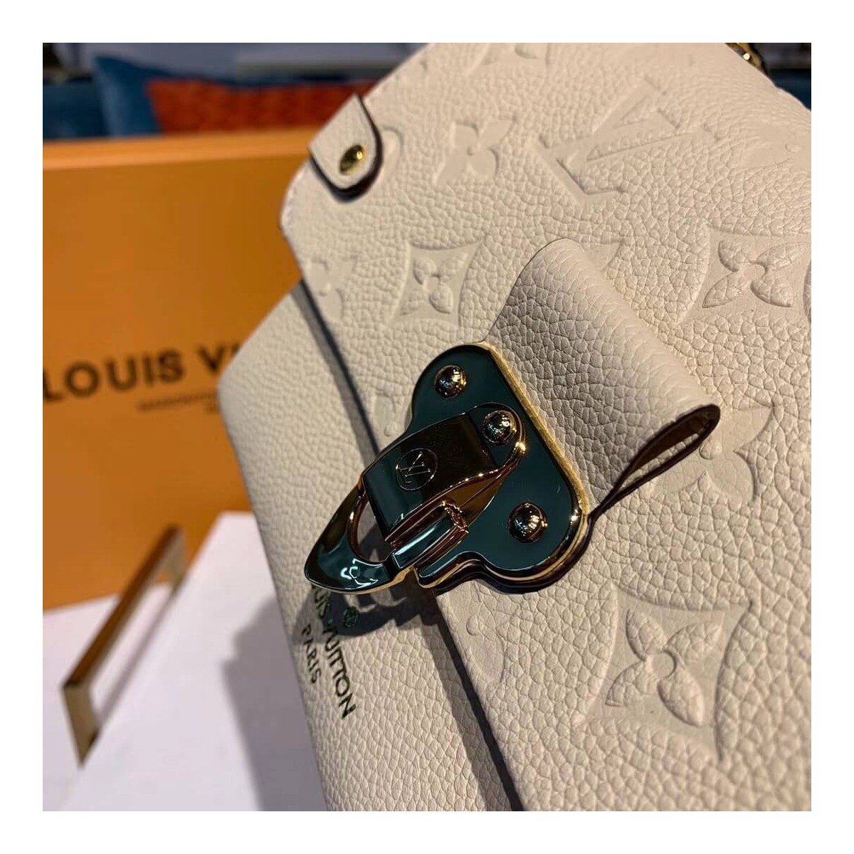 Louis Vuitton Monogram Empreinte Vavin BB M44550