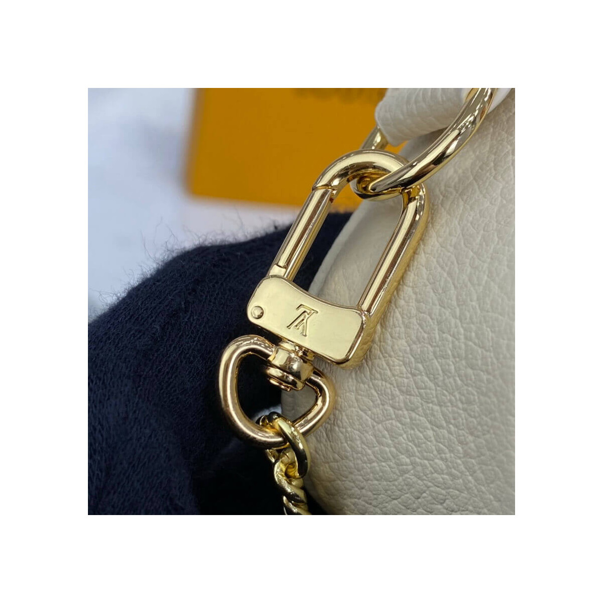 Louis Vuitton Mini Pochette Accessoires M80501