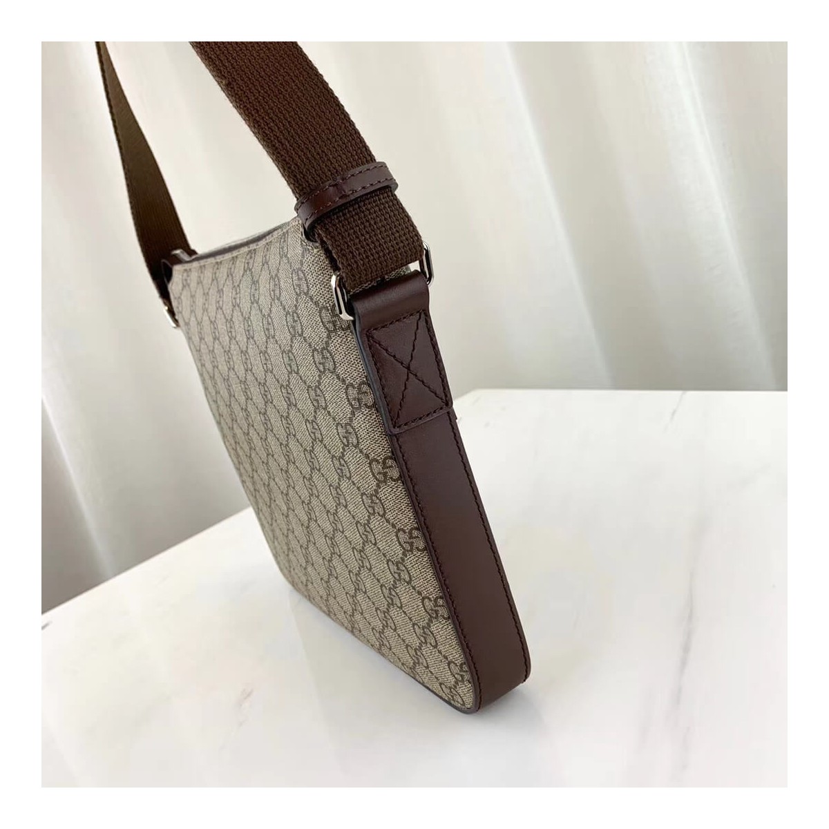 Gucci GG Supreme Messenger 406410