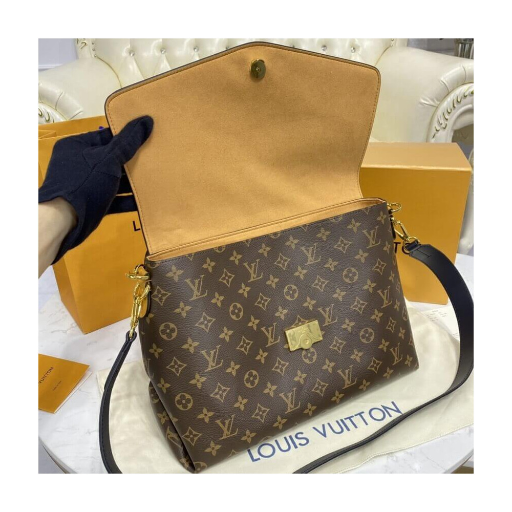 Louis Vuitton Monogram Beauborg MM M43953