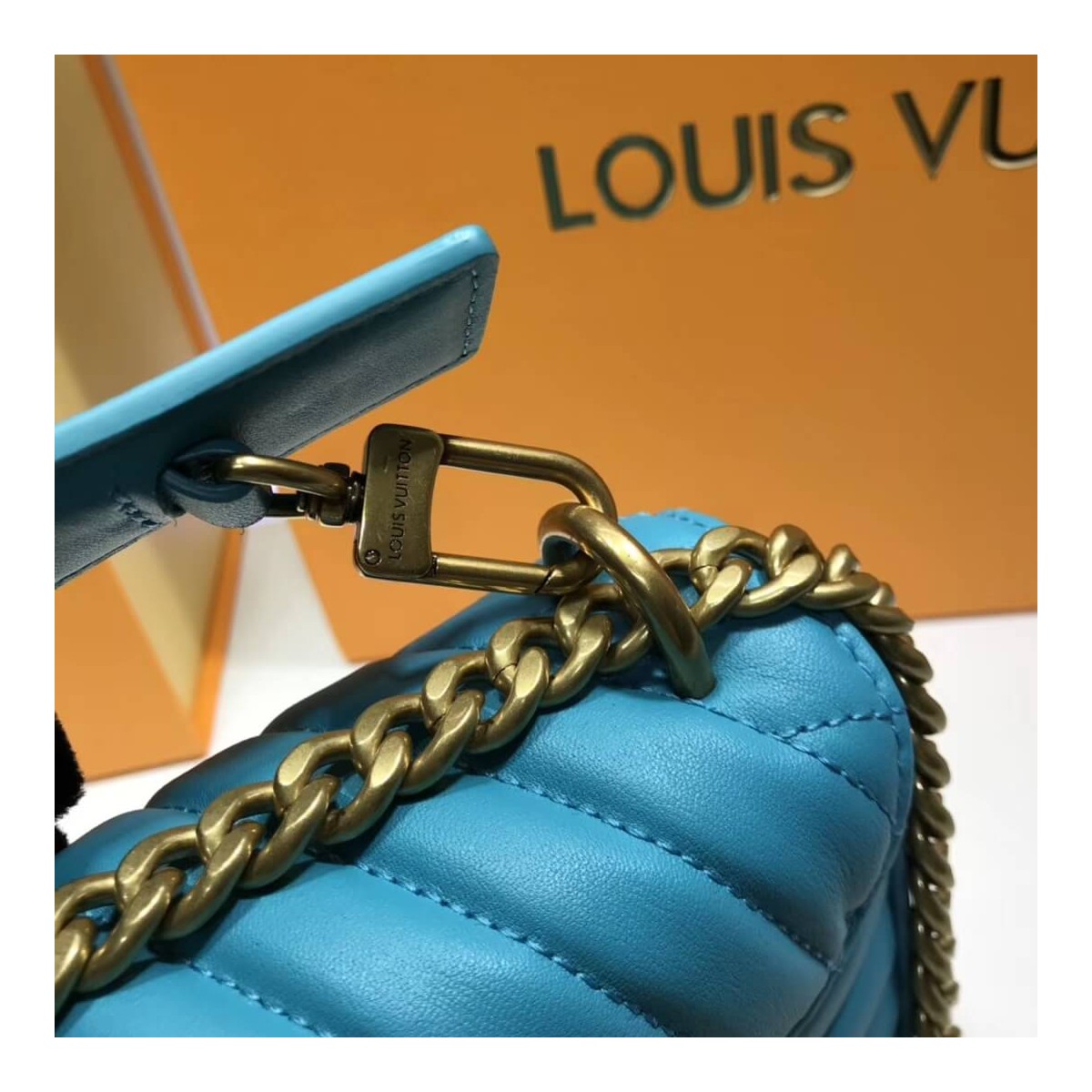 Louis Vuitton New Wave Chain Bag PM M51683