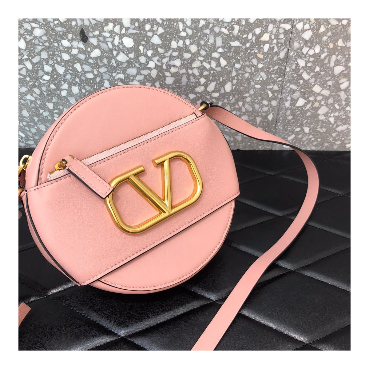 Valentino &#039;VLOGO&#039; Leather Round Crossbody Bag A0088