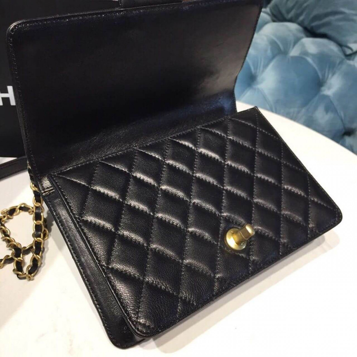 Chanel Pearl Chain Flap Bag  AS0585