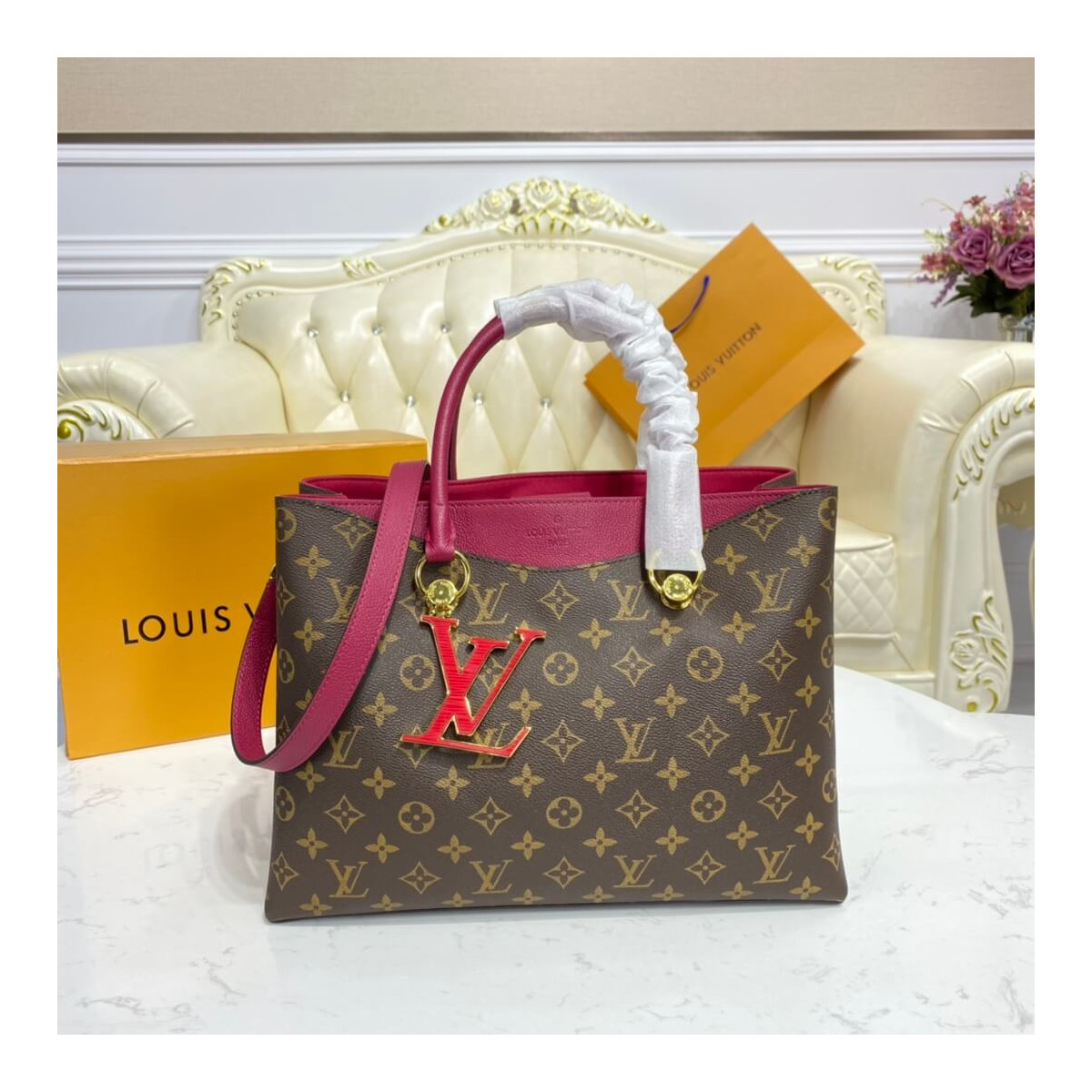 Louis Vuitton Monogram Canvas LV Riverside M40135