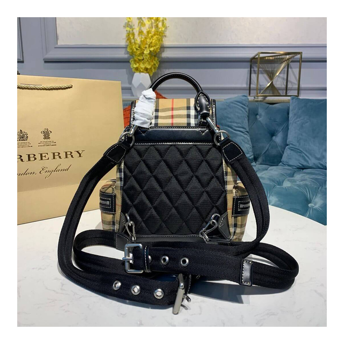 Burberry The Small Crossbody Rucksack In Vintage Check 40731111