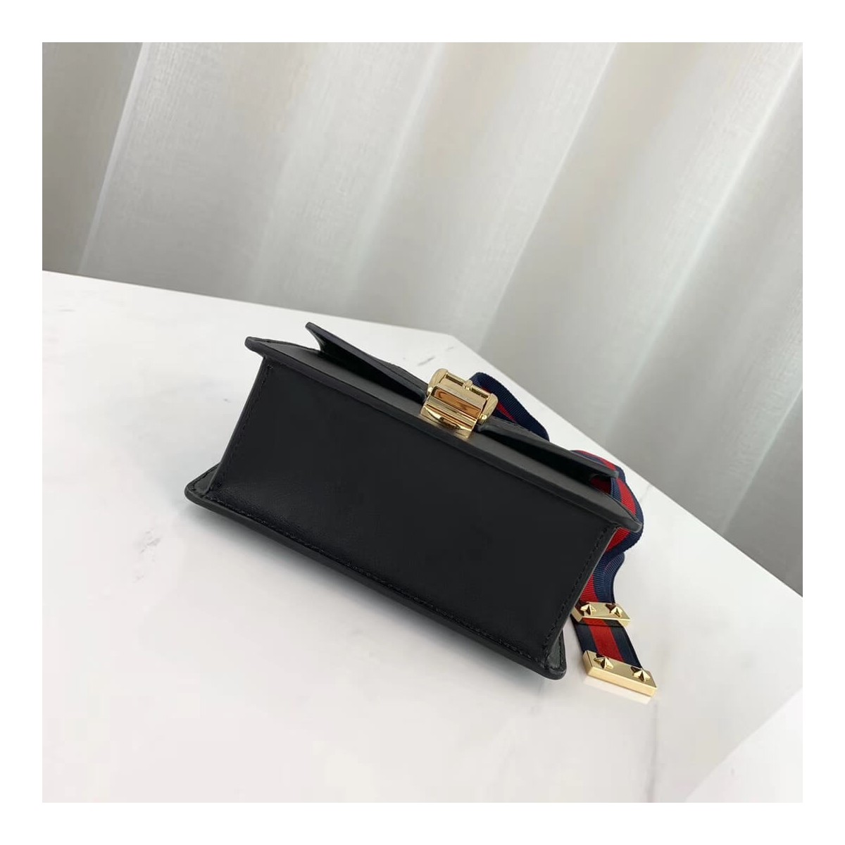 Gucci Sylvie Leather Mini Chain Bag 431666