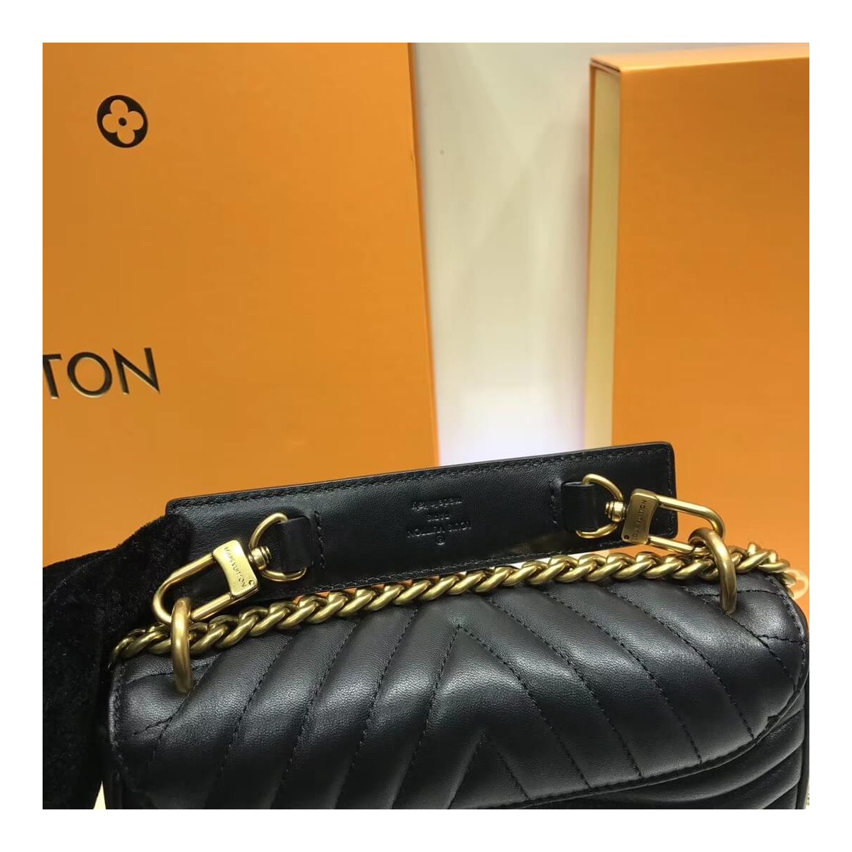 Louis Vuitton New Wave Chain Bag PM M51683