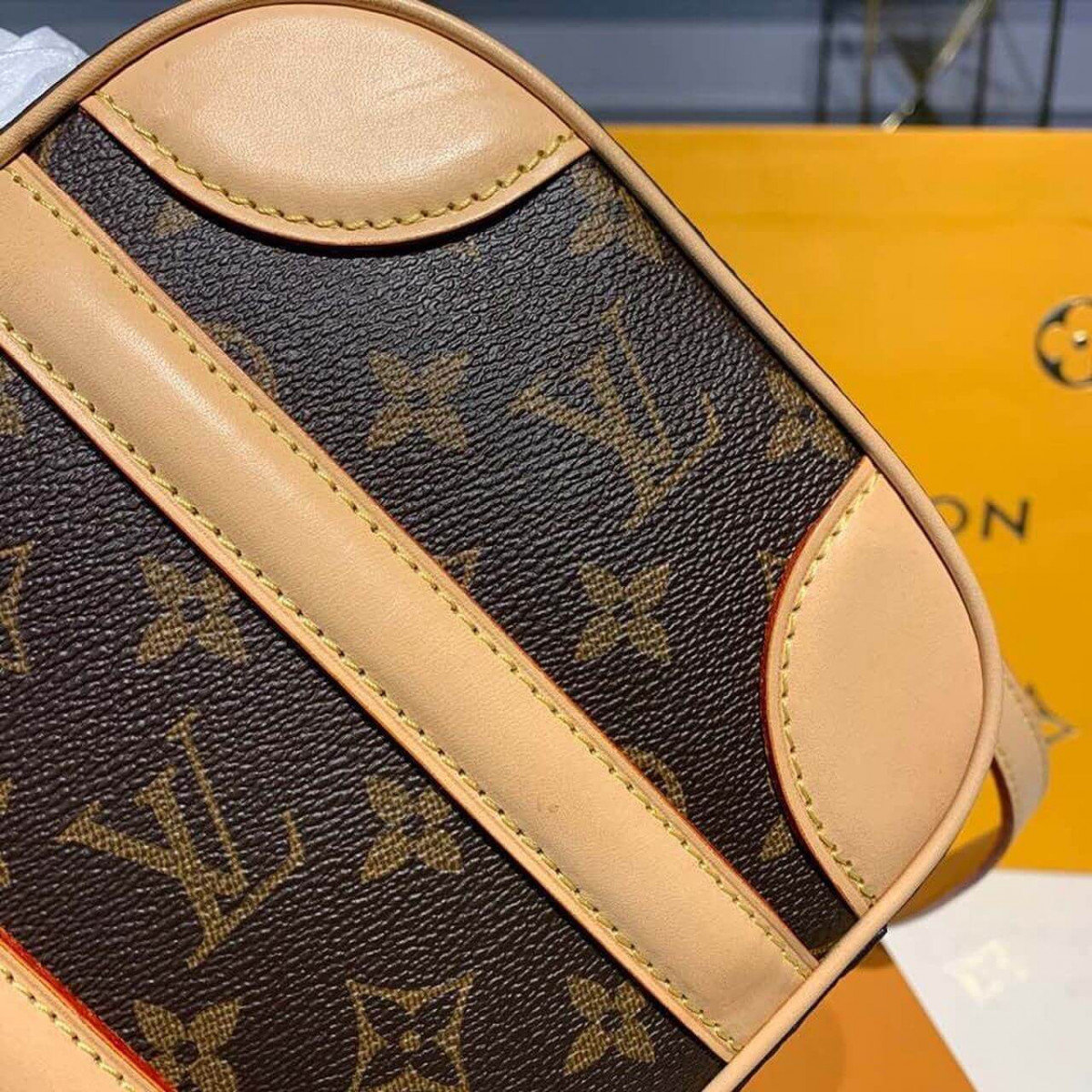 Louis Vuitton Monogram Canvas Valisette BB M44804