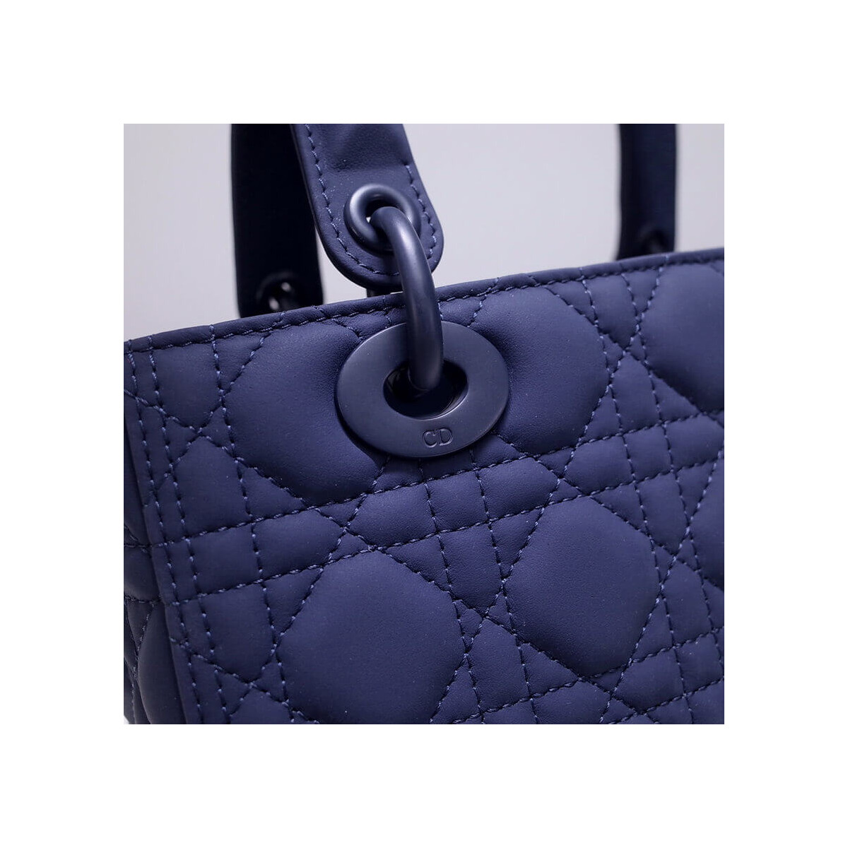 Dior Medium Lady Dior Bag in Ultramatte Cannage Calfskin M0565