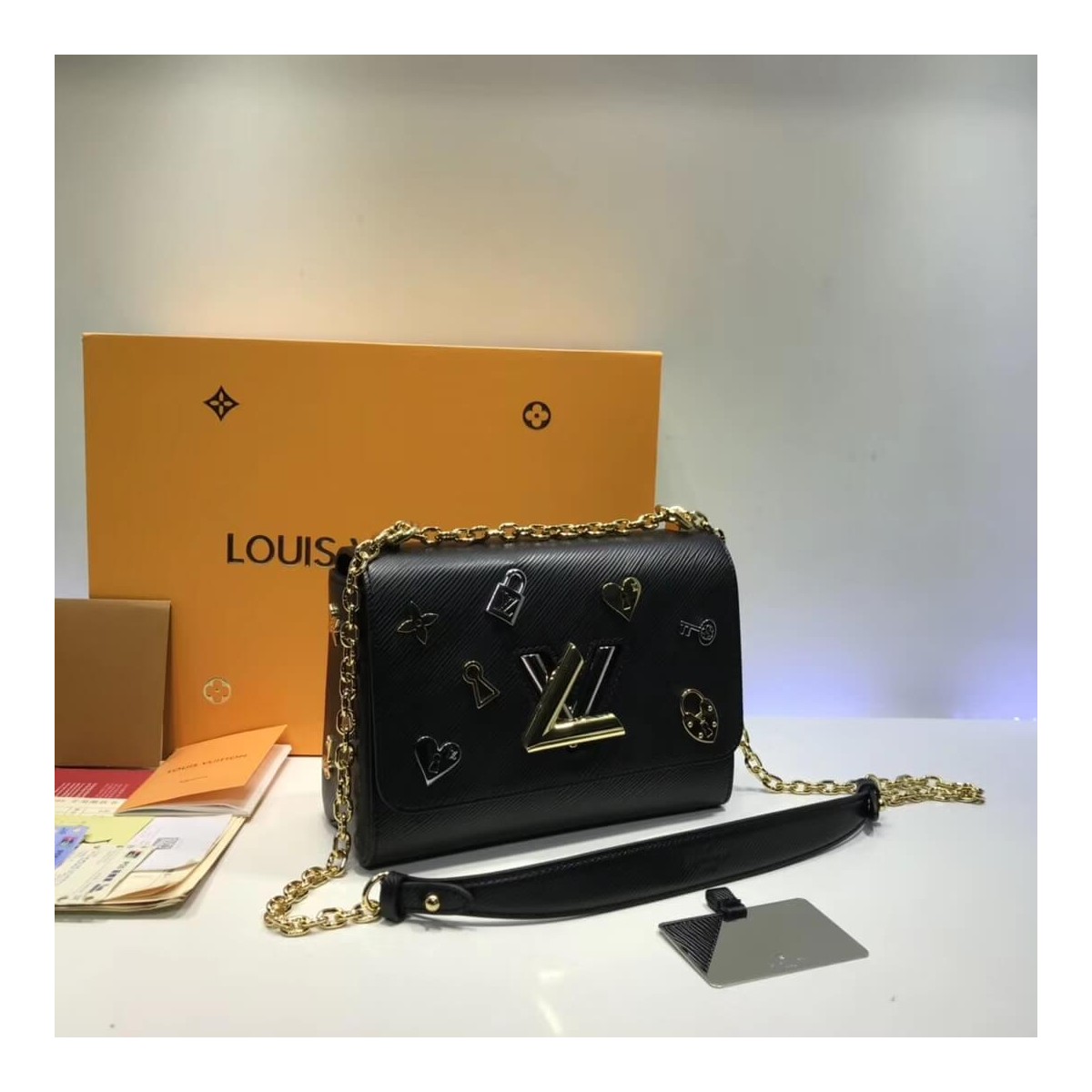 Louis Vuitton Epi Leather Twist MM M52891