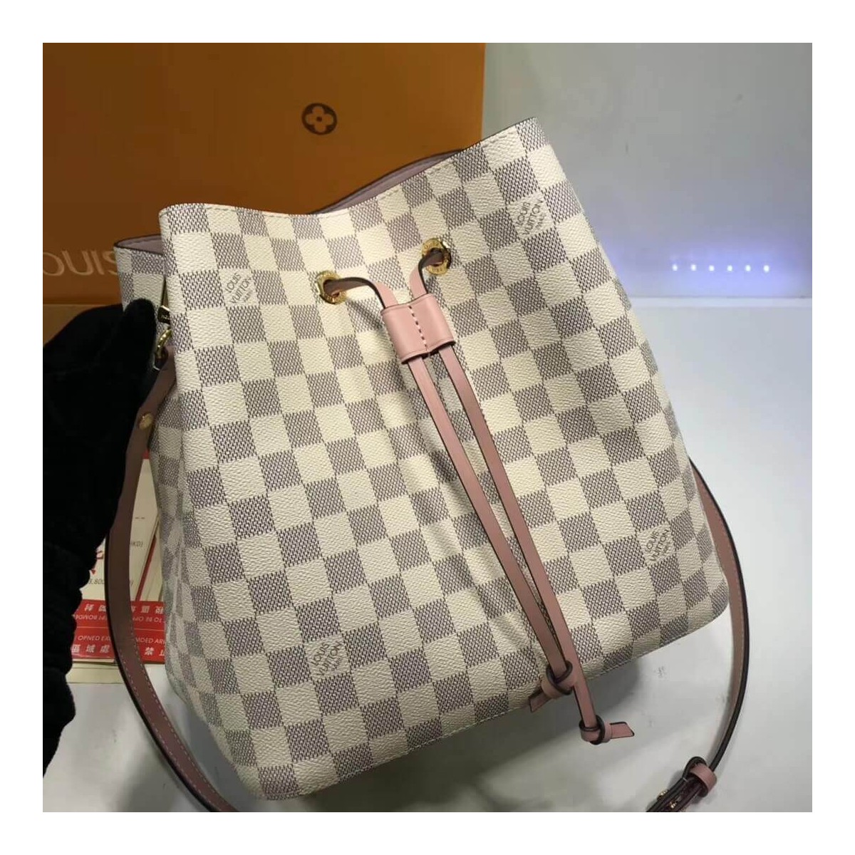 Louis Vuitton Damier Azur NeoNoe N40513