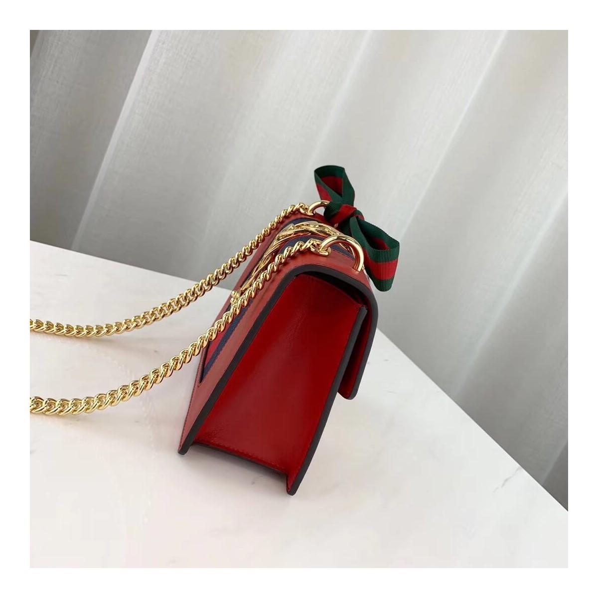 Gucci Sylvie Leather Mini Chain Bag 431666