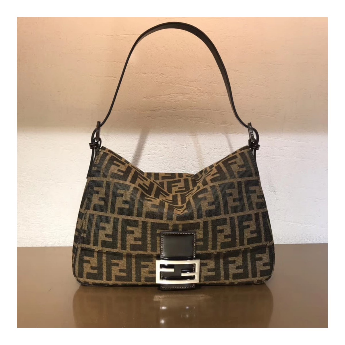 Fendi Vintage Mamma Baguette Zucca Shoulder Bag F02