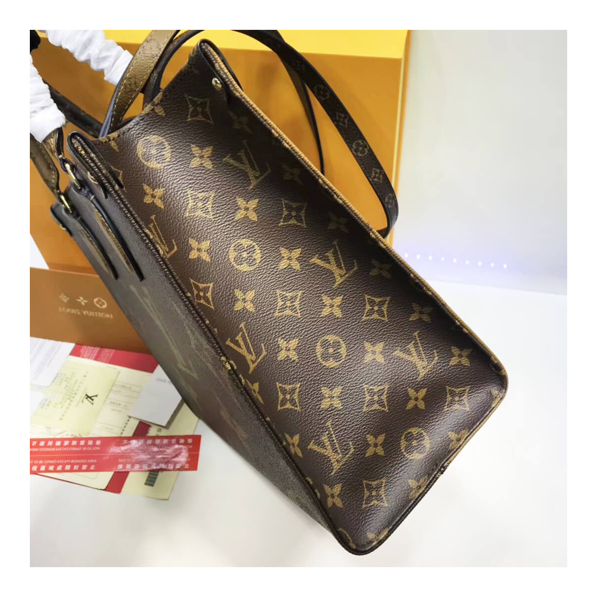 Louis Vuitton Onthego MM M45039