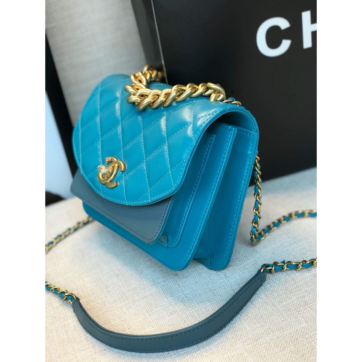 Chanel Small Flap Bag AS0784