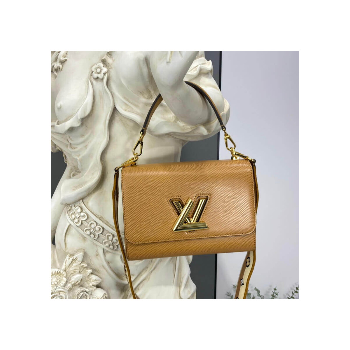 Louis Vuitton Twist MM M57505 M57506