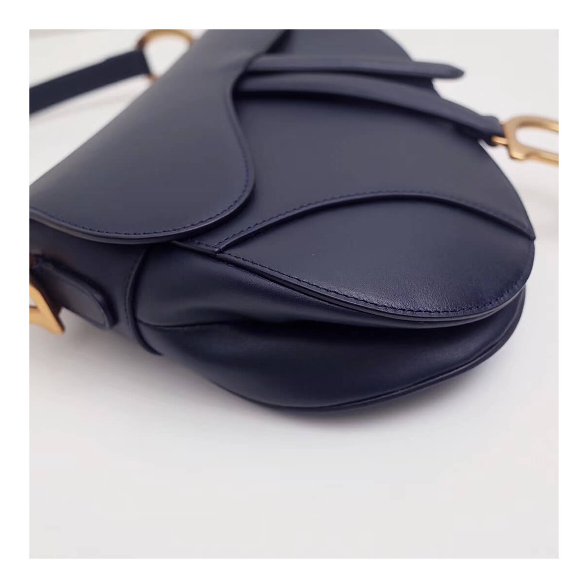 Christian Dior Smooth Calfskin Saddle Bag M0446