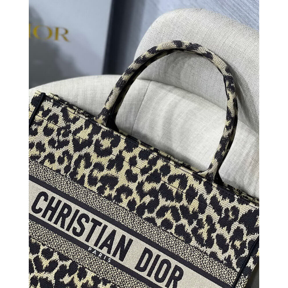 Dior Small Book Tote Ricamo Mizza Beige Multicolore M1296