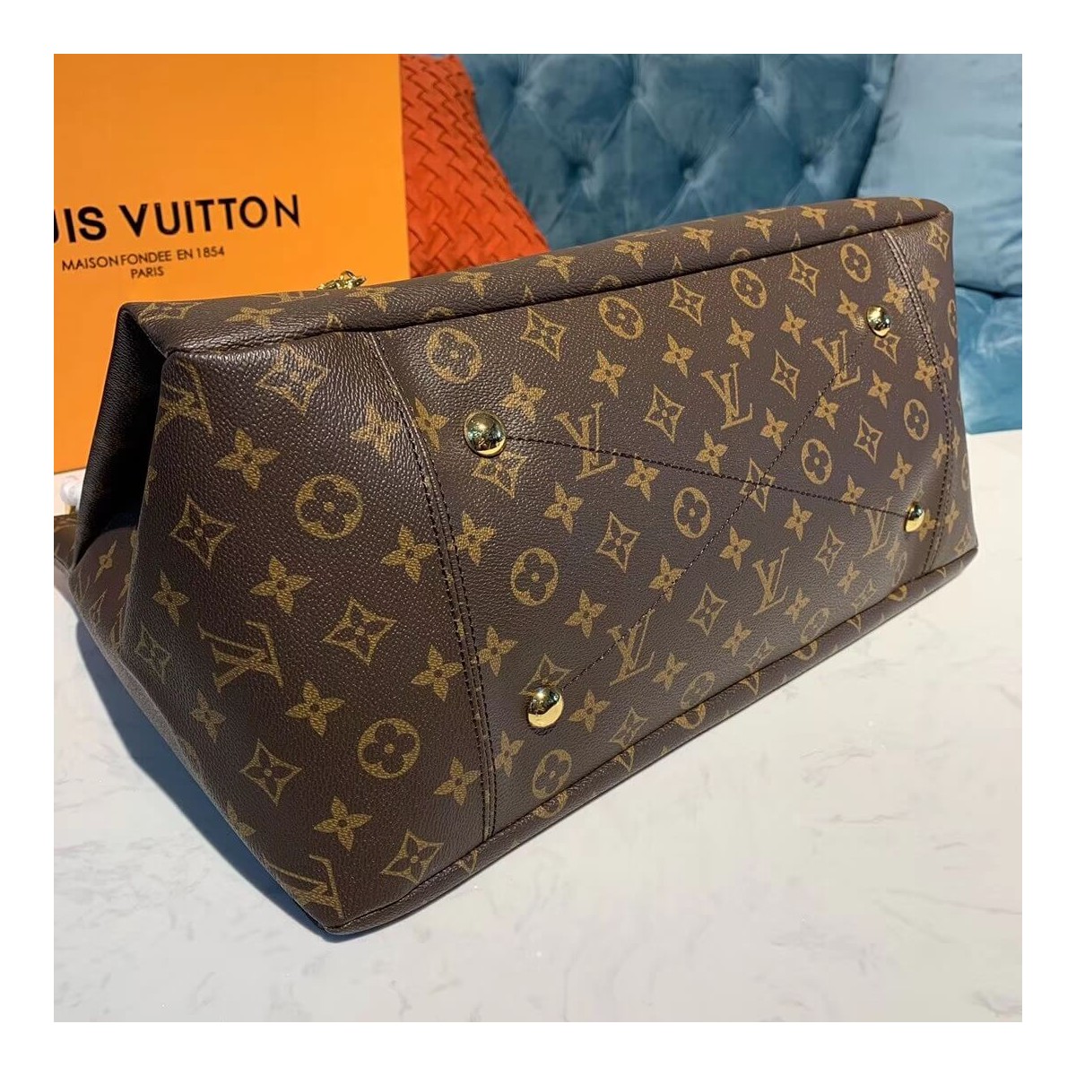 Louis Vuitton Monogram Canvas And Python Artsy MM M44010