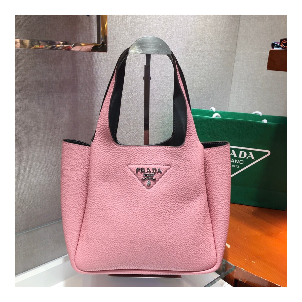 Prada Leather Handbag 1BG335