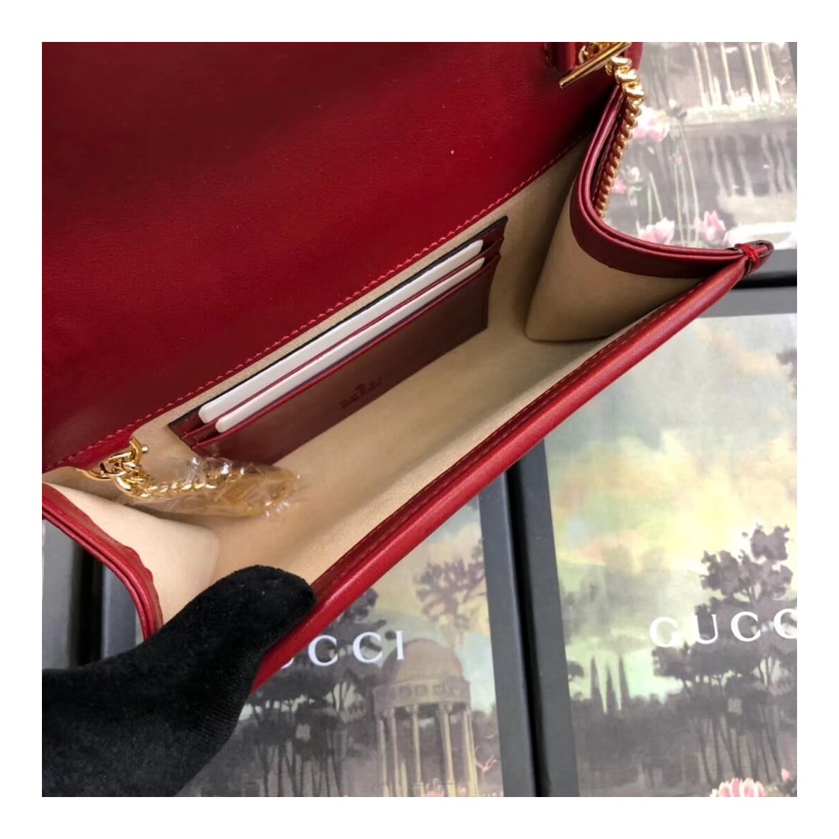 Gucci Smooth Leather Rajah Mini Bag 573797