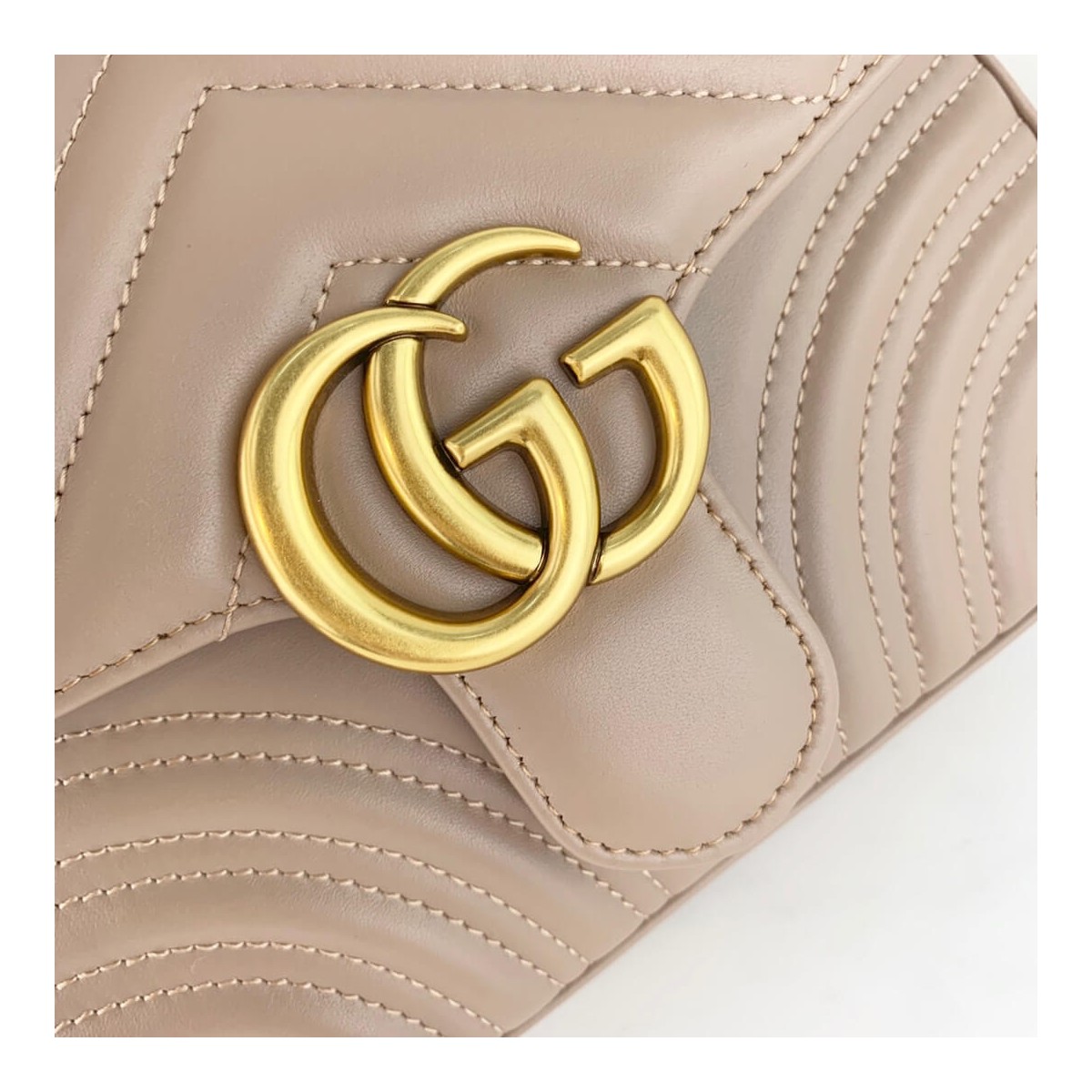 Gucci GG Marmont Mini Top Handle Bag 547260