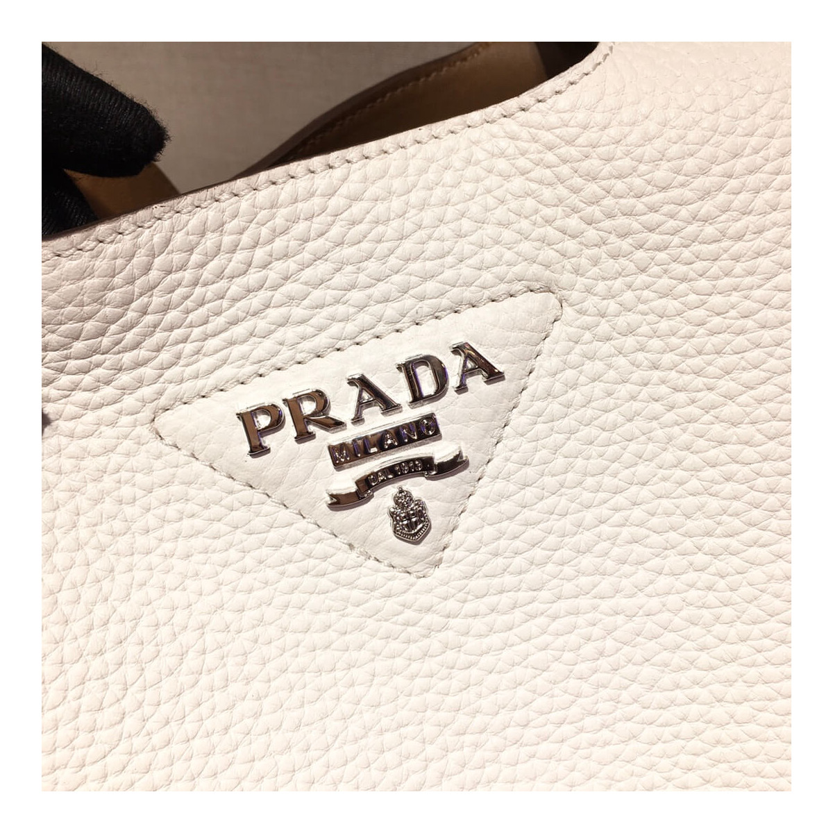 Prada Leather Handbag 1BG335