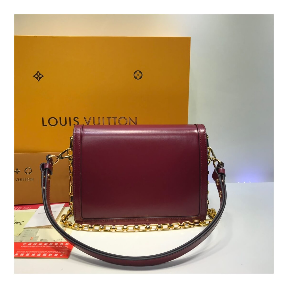 Louis Vuitton Smooth Calfskin Leather Dauphine MM M55735 M55821