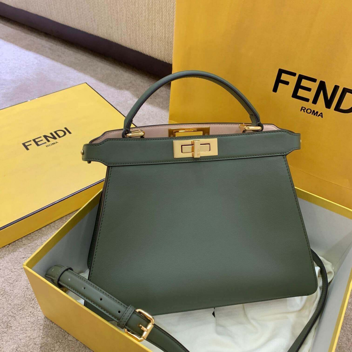 Fendi Medium Peekaboo ISeeU Bag 8BN321