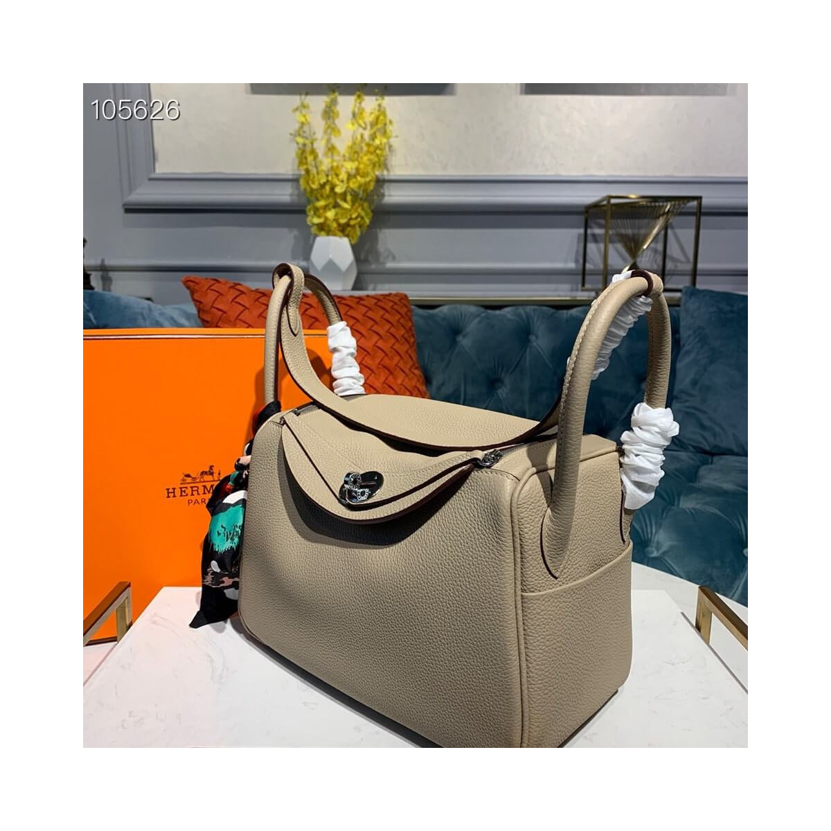 Hermes Lindy 26 Shoulder Bag