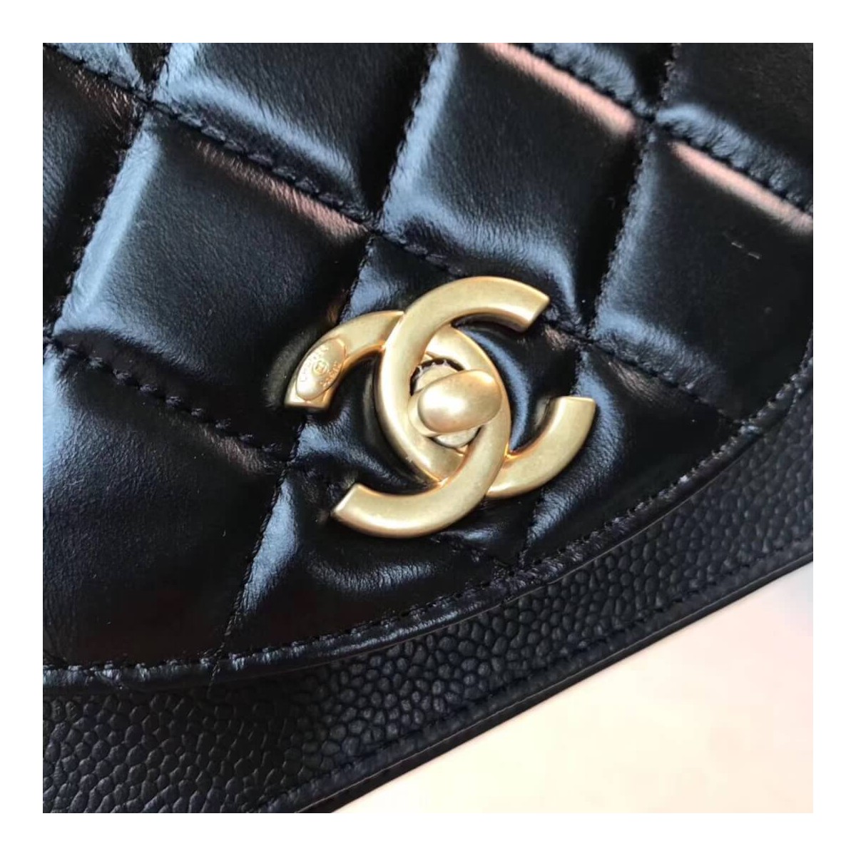 Chanel Small Flap Bag AS0784