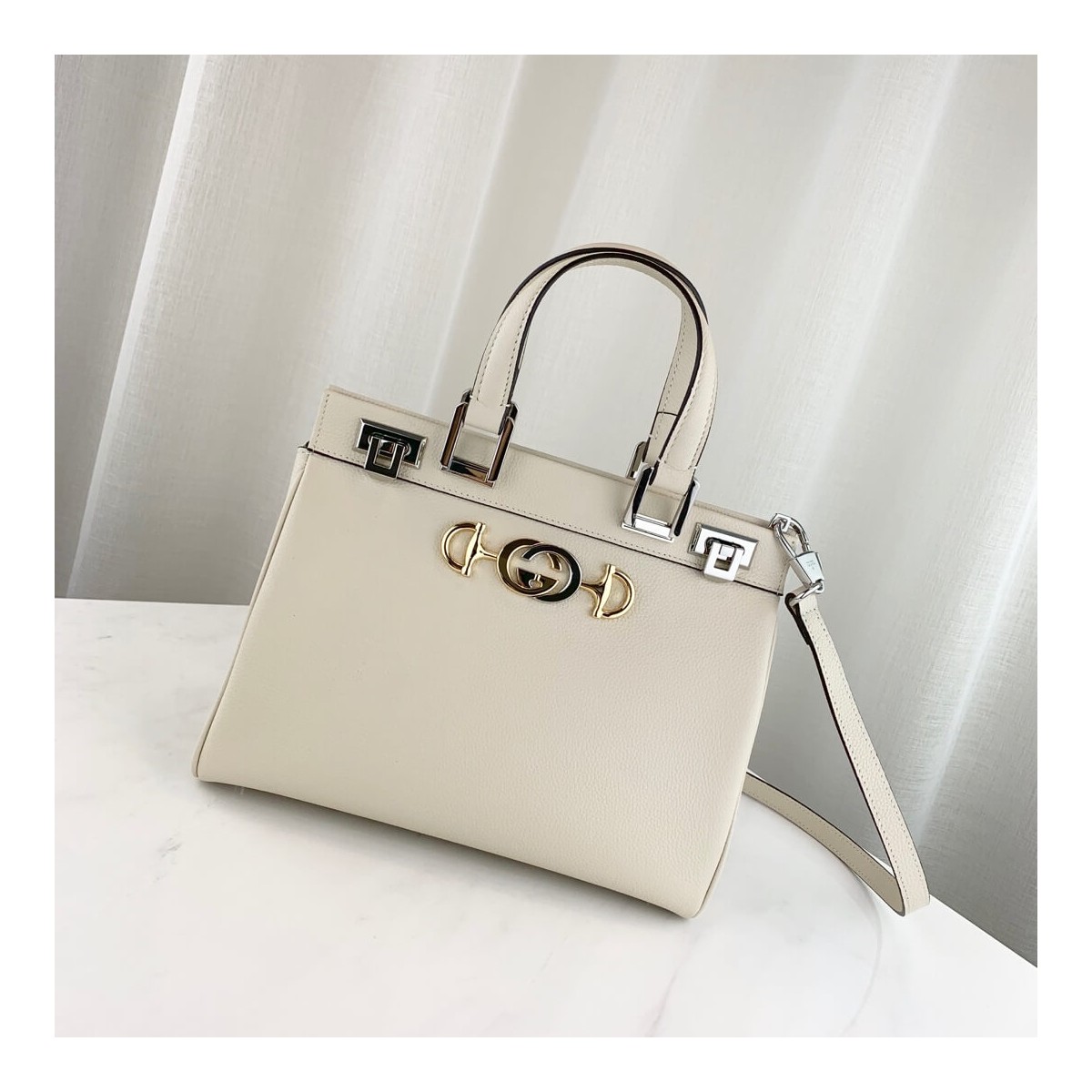 Gucci Zumi Grainy Leather Small Top Handle Bag 569712