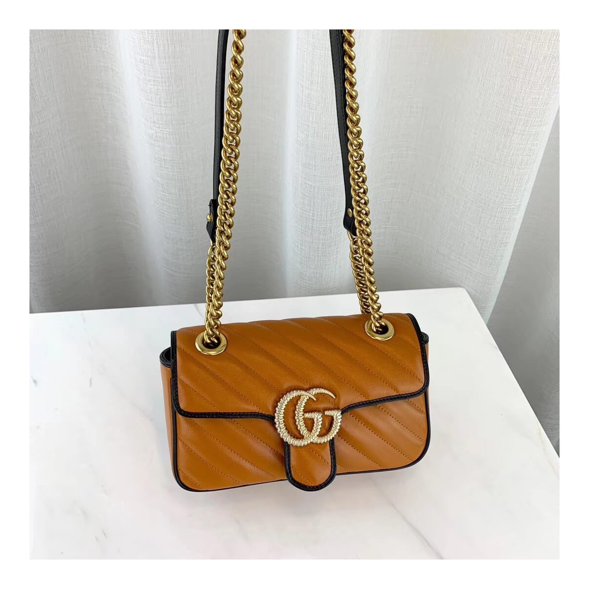 Gucci GG Marmont Small Shoulder Bag 446744