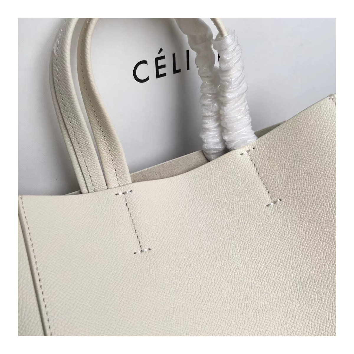 Celine Small Cabas In Grained Calfskin 189813 White/Black