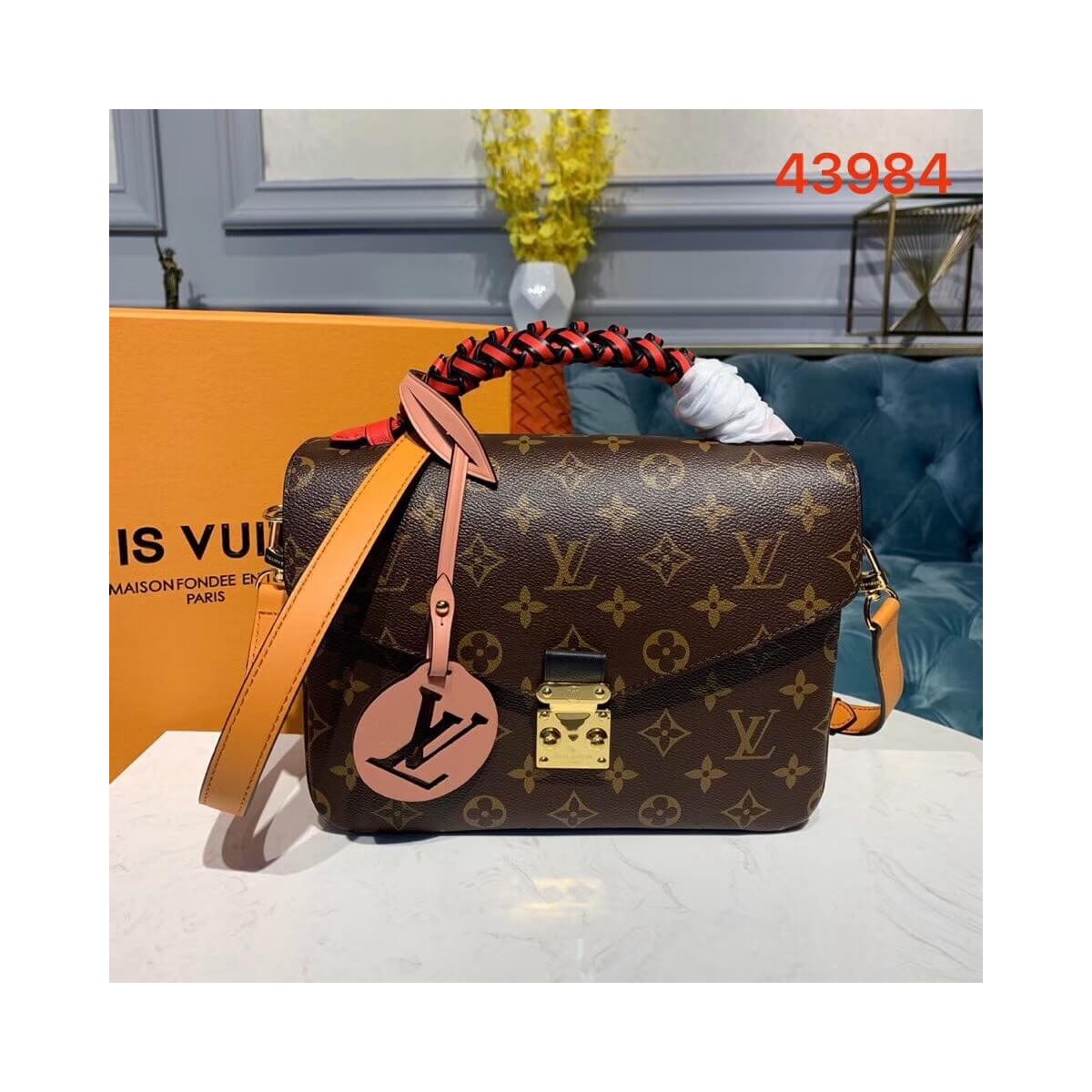 Louis Vuitton Monogram Canvas Pochette Metis M43984