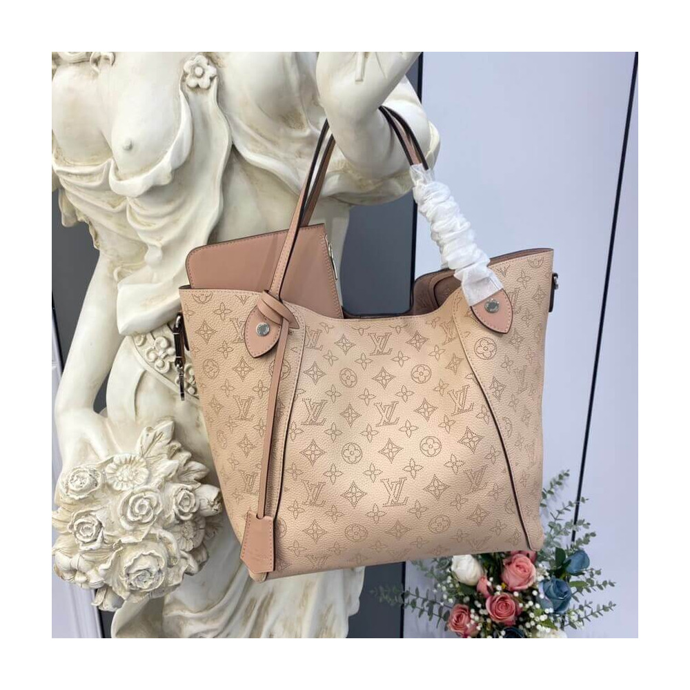 Louis Vuitton Hina MM M54354