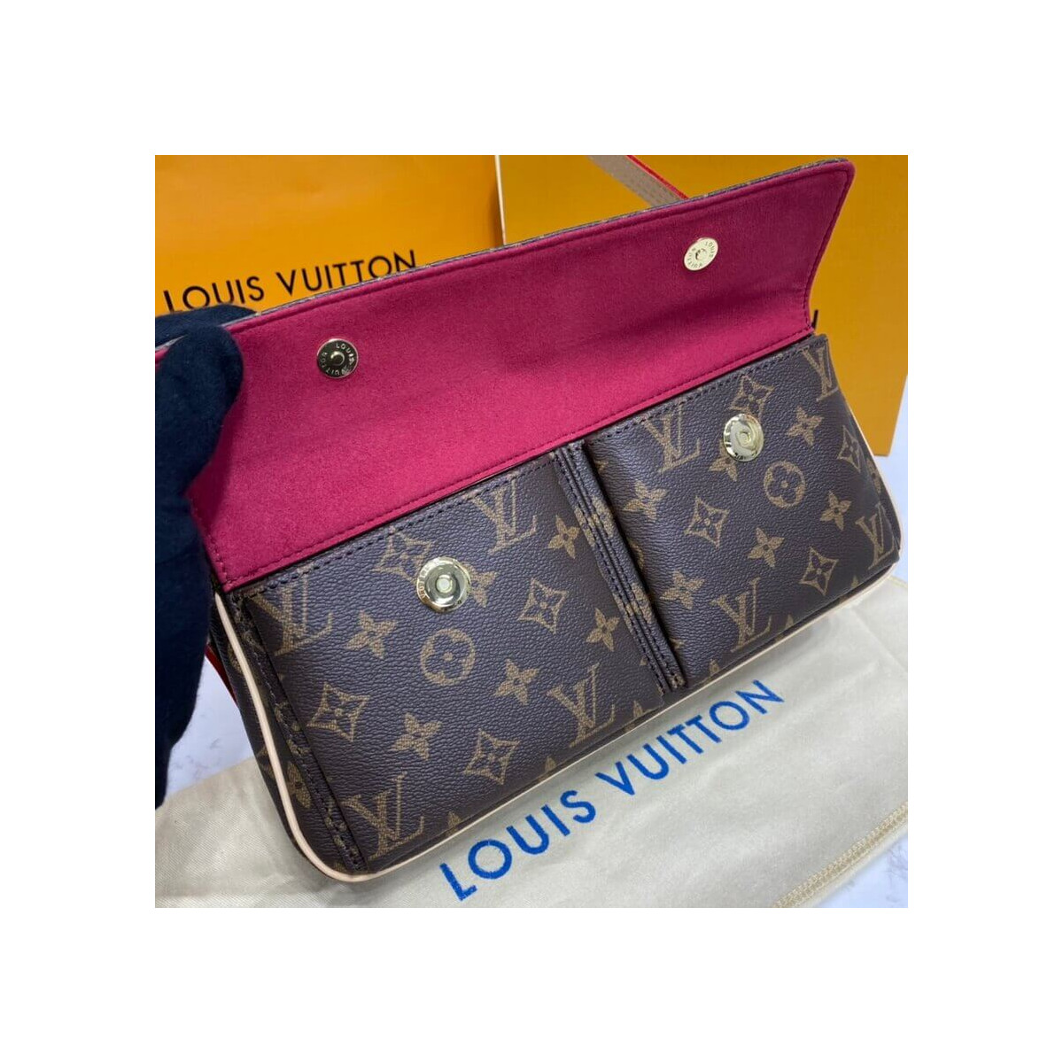 Louis Vuitton Monogram Viva Cite MM M51164