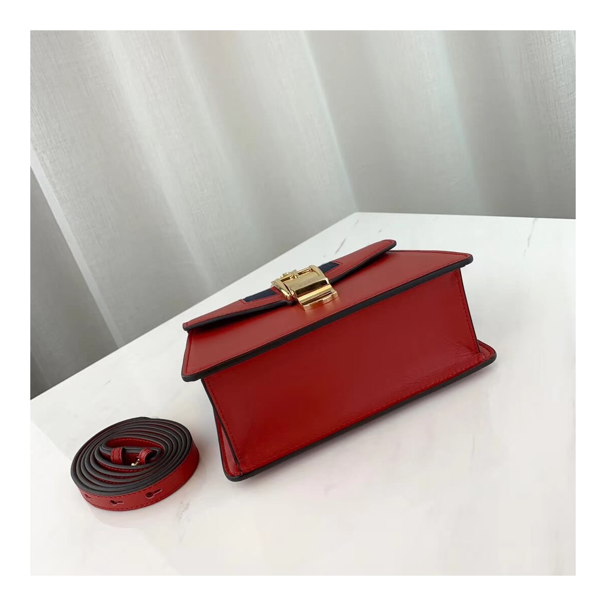 Gucci Sylvie Leather Mini Bag 470270