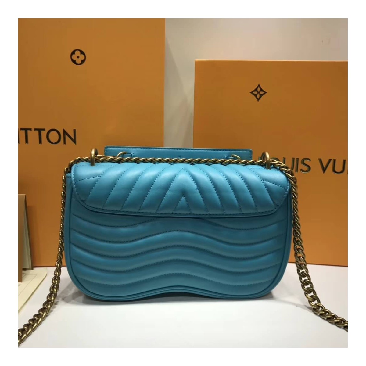 Louis Vuitton New Wave Chain Bag MM M51946