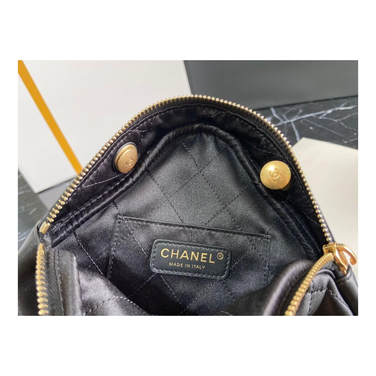 Chanel Small Diamond Bag AS2201 in Lambskin